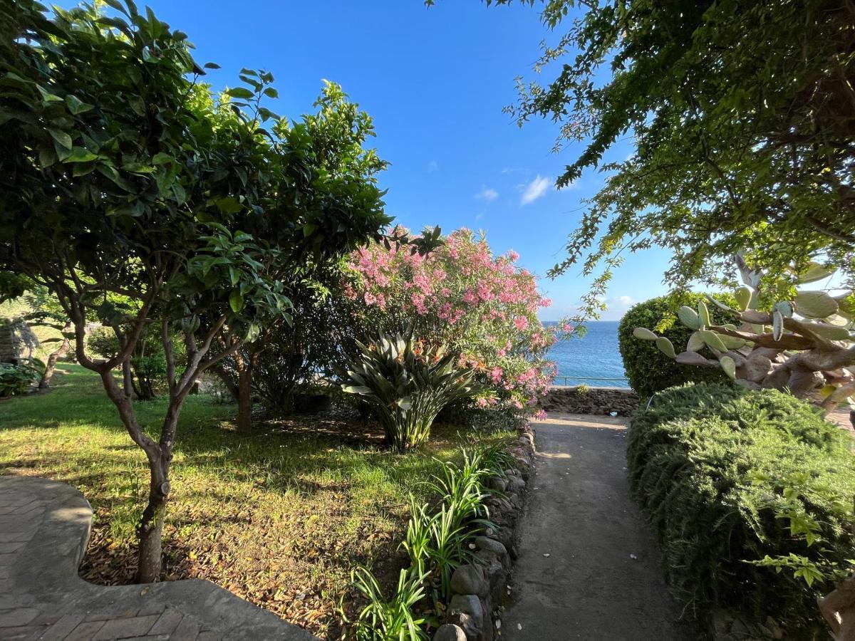 Casamicciola Terme Nelinda Waterfront Accommodation מראה חיצוני תמונה