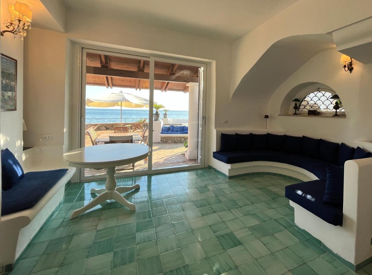 Casamicciola Terme Nelinda Waterfront Accommodation מראה חיצוני תמונה