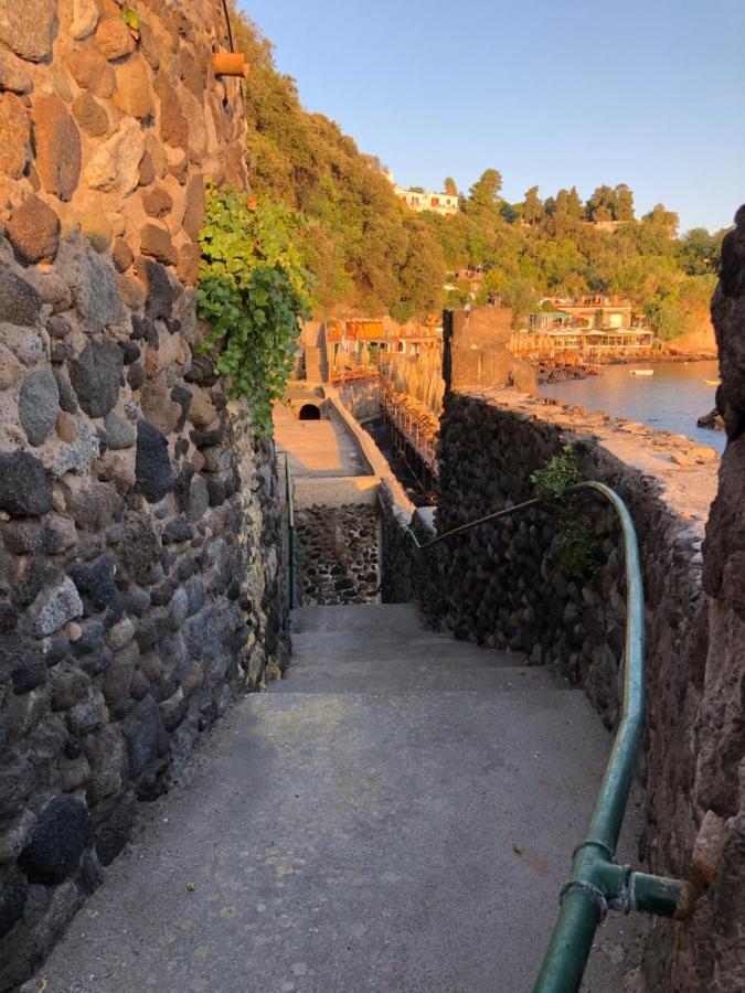 Casamicciola Terme Nelinda Waterfront Accommodation מראה חיצוני תמונה