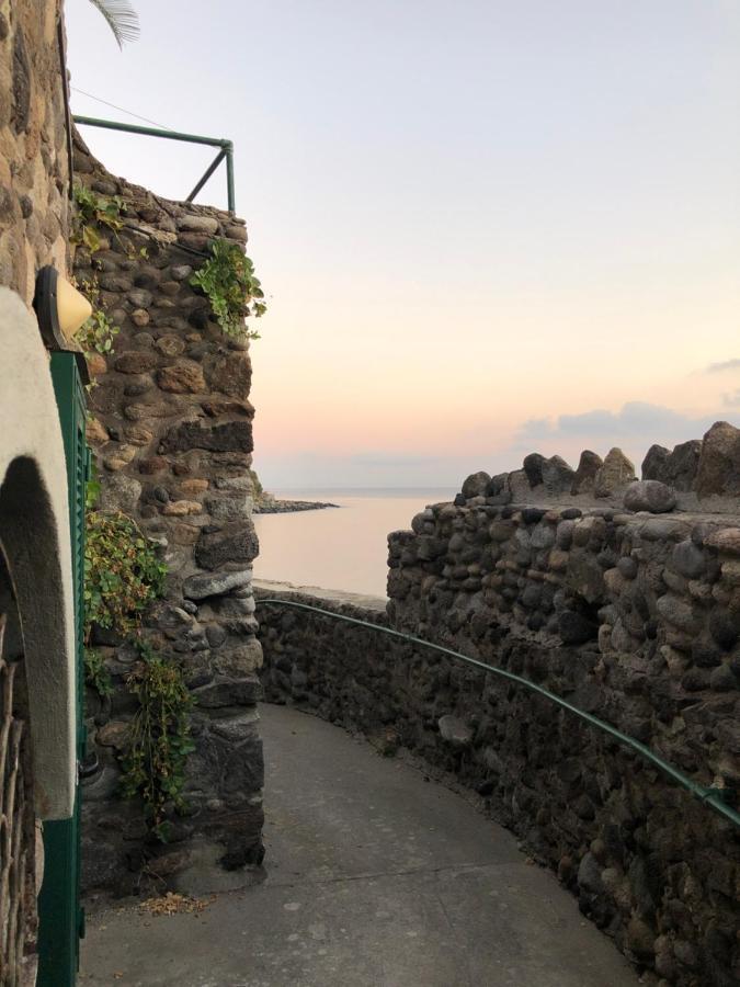 Casamicciola Terme Nelinda Waterfront Accommodation מראה חיצוני תמונה