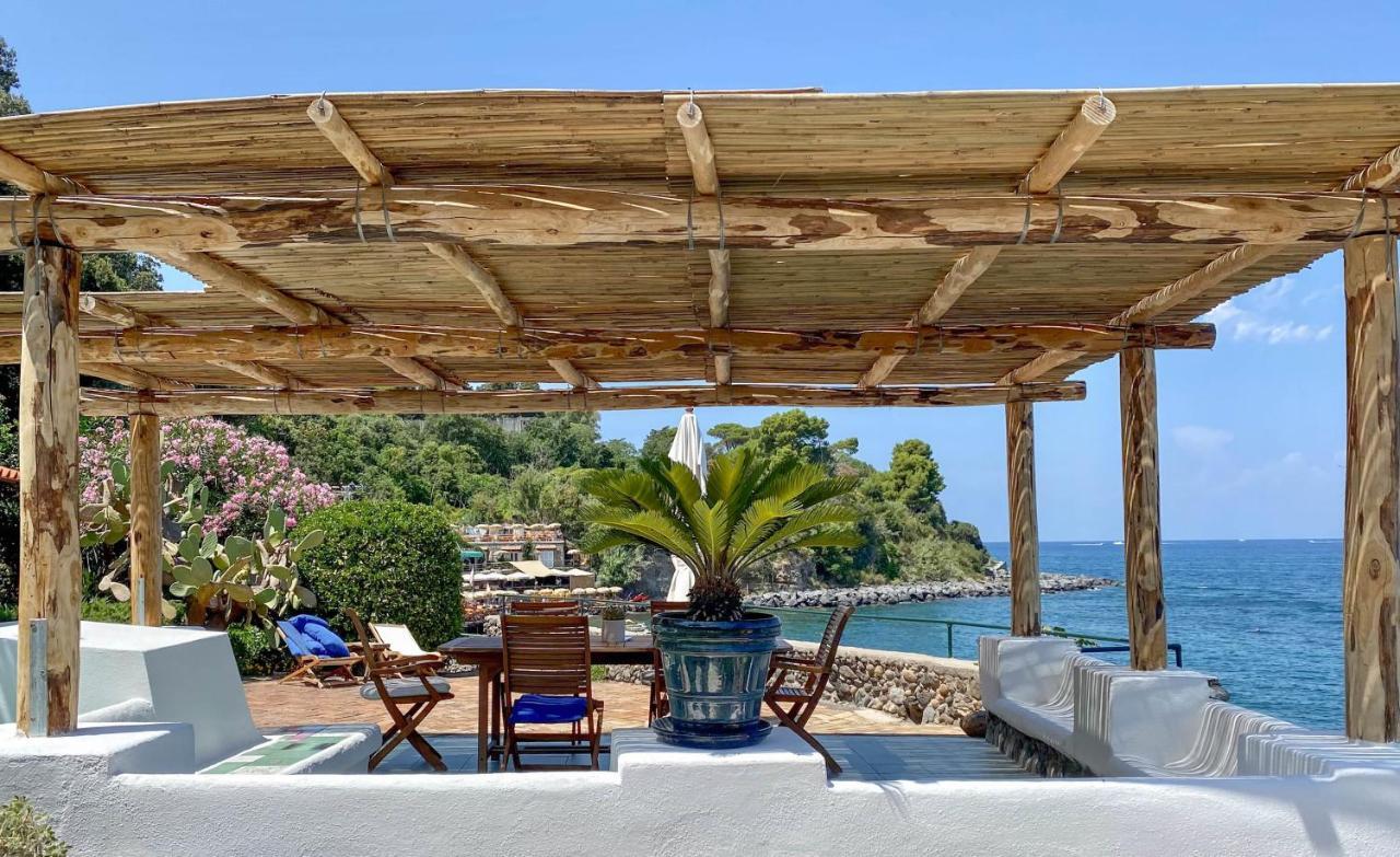 Casamicciola Terme Nelinda Waterfront Accommodation מראה חיצוני תמונה