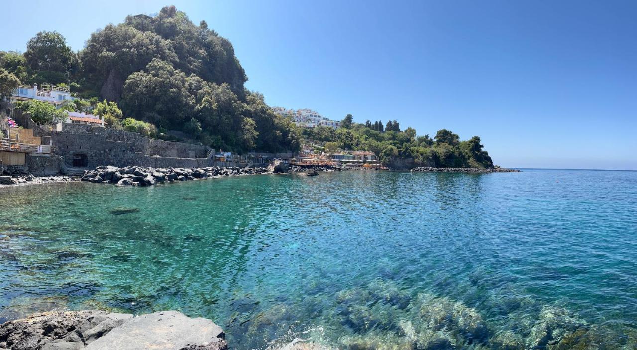Casamicciola Terme Nelinda Waterfront Accommodation מראה חיצוני תמונה