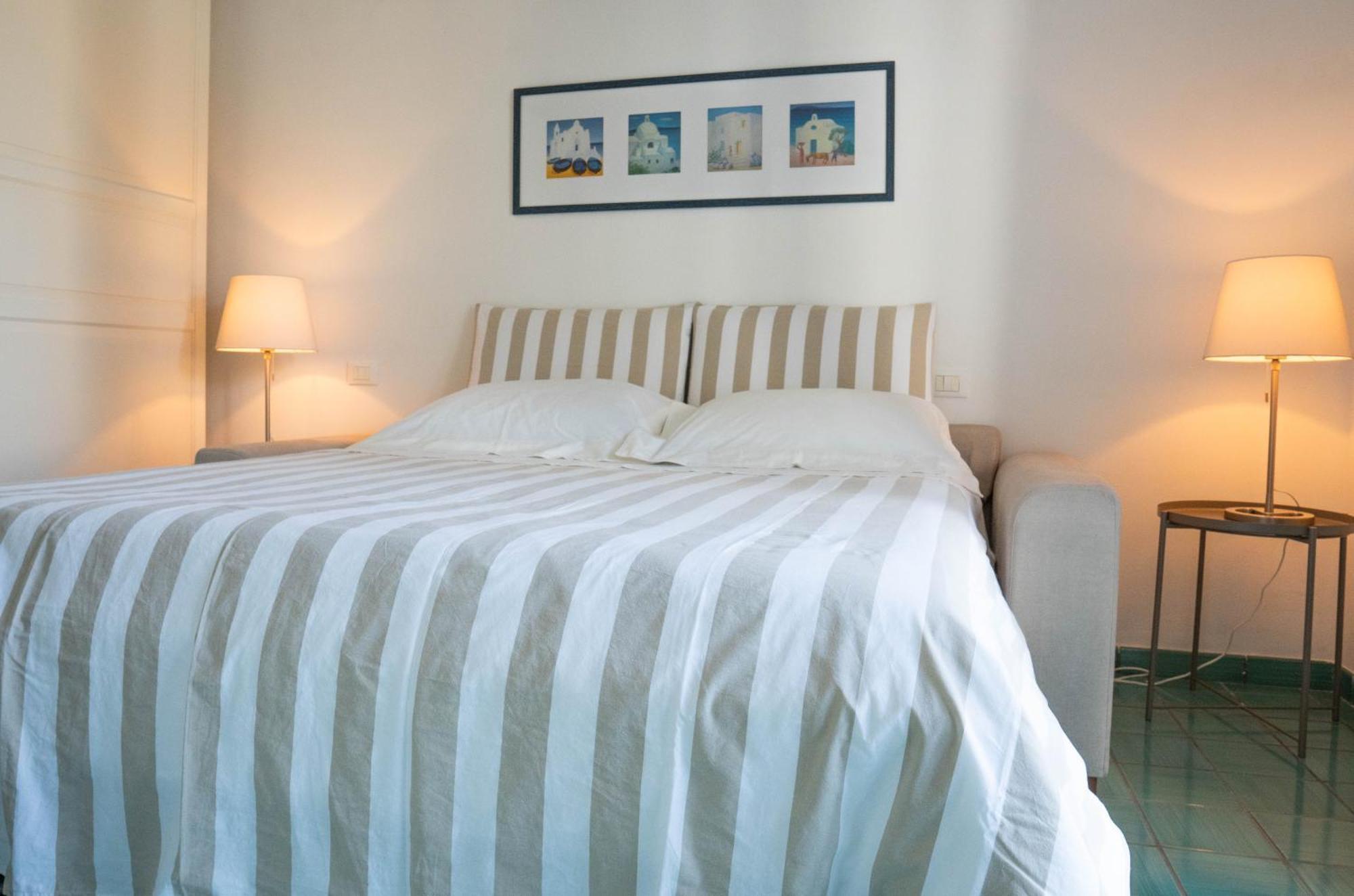 Casamicciola Terme Nelinda Waterfront Accommodation מראה חיצוני תמונה