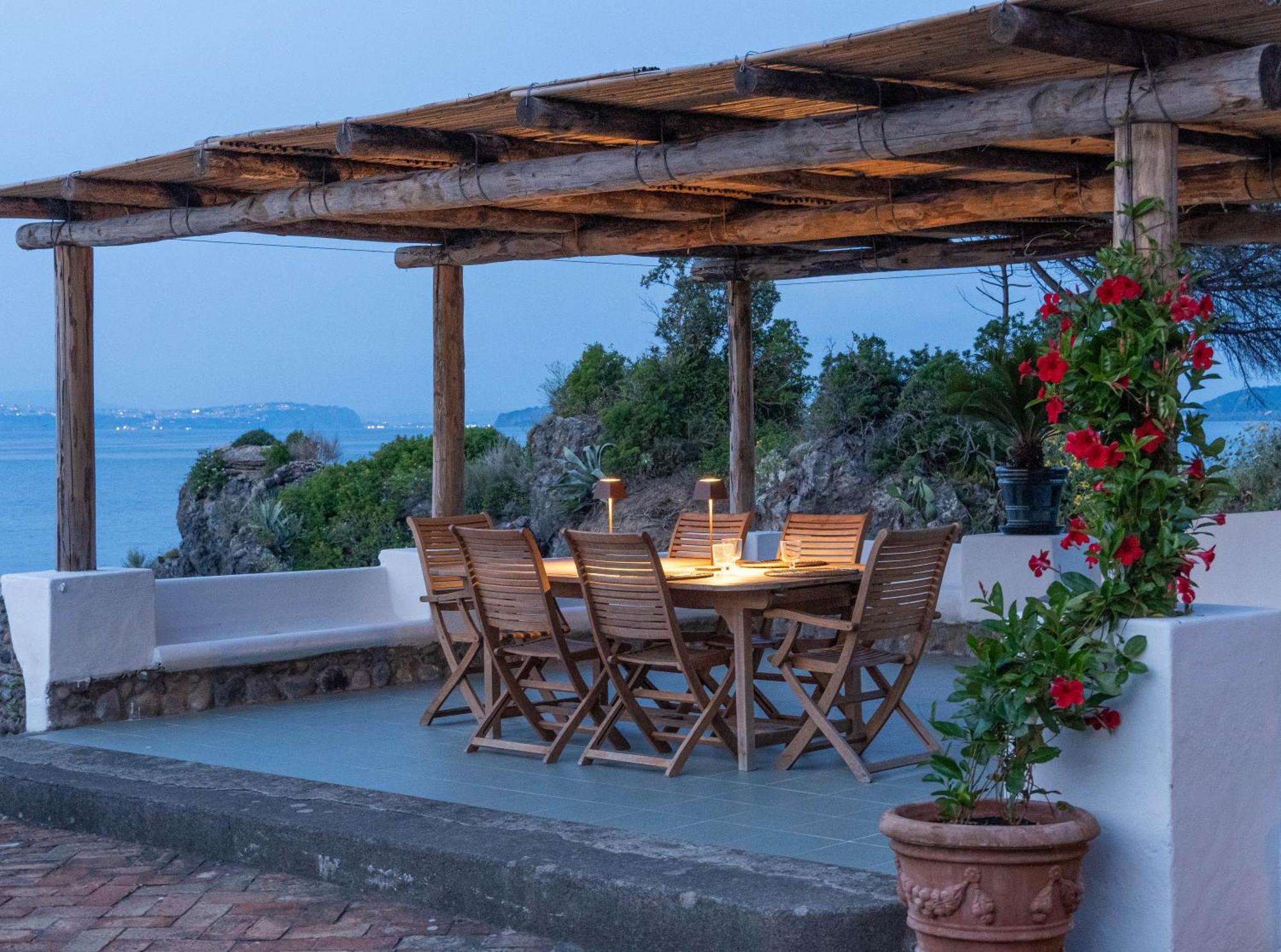 Casamicciola Terme Nelinda Waterfront Accommodation מראה חיצוני תמונה